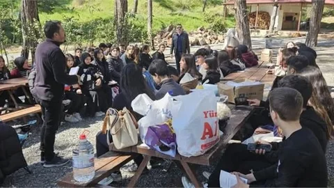 BOZYAZILI ÖĞRENCİLERİN DOĞA İLE İÇİÇE TOPLANTISI