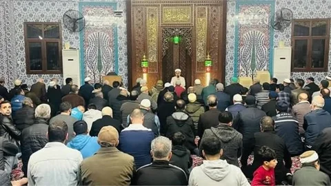 İlçe Müftüsü Murat Akçay, Buharalı Abdullah Efendi Camii’nde Cemaatle Buluştu