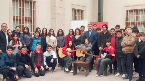 TARSUS'TA "SENDE ŞARKINI SÖYLE" ETKİNLİĞİ