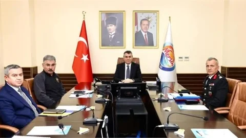 VALİ TOROS, BAKAN GÖKTAŞ VE BAKAN YERLİKAYA'NIN VİDEO KONFERANS TOPLANTISINA KATILDI