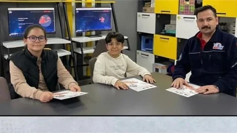 Tarsuslu Öğrenciler Teknofest Kıbrıs'ta Yarı Finale Yükseldi