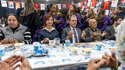 BAŞKAN SEÇER, TARSUSLULARLA İFTAR SOFRASINDA BULUŞTU