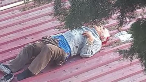 Üçüncü Kattan Düşen Yaşlı Vatandaş Ağır Yaralandı