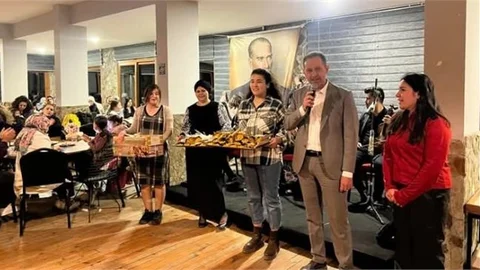 ÇAMLIYAYLA BELEDİYESİ, 8 MART KADINLAR GÜNÜNÜ HEP BİRLİKTE KUTLADI