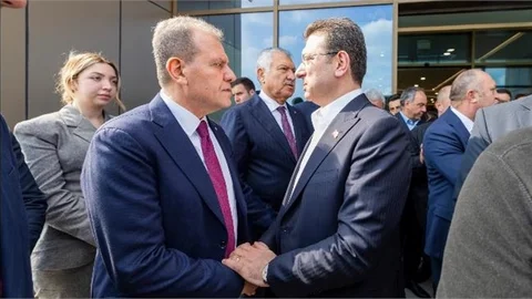 BAŞKAN SEÇER, İMAMOĞLU’NUN ‘ADANA BULUŞMASI’NA KATILDI