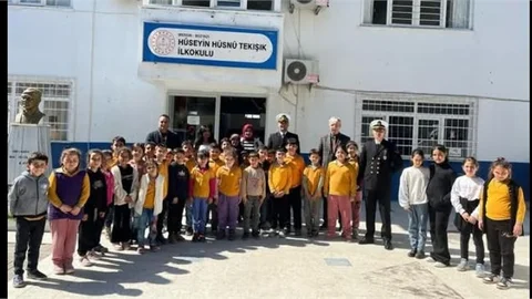 Bozyazı Sahil Güvenlik Karakol Komutanlığı, Minik Öğrencilere Deniz Sevgisini Aşıladı