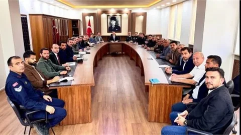 KAYMAKAM AVCI, MART AYI MUHTARLAR TOPLANTISINI YAPTI