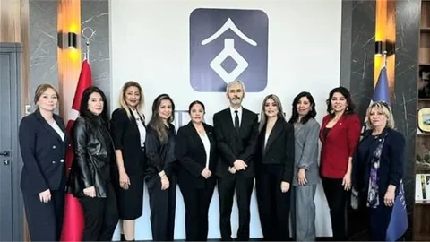 TOBB MERSİN İL KADIN GİRİŞİMCİLERİNDEN TARSUS ÜNİVERSİTESİ'NE ZİYARET