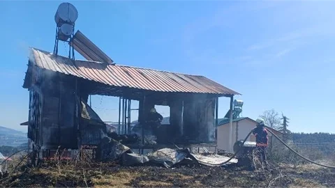 Çamlıyayla Fakılar Mahallesi’nde Ev Yangını