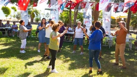 MERSİN BÜYÜKŞEHİR’İN YAŞ ALMIŞLARA ÖZEL DESTEK VE HİZMETLERİ TAKDİR TOPLUYOR