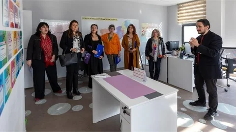 MERSİN BÜYÜKŞEHİR BELEDİYESİ’NİN SOSYAL POLİTİKALAR OFİSİ TÜRKİYE’DEKİ BELEDİYELERE ÖNCÜLÜK EDİYOR