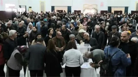 TARSUS'TA CHP'LİLER 41 BİN 381 DAYANIŞMA OYU KULLANDI