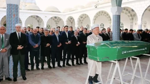 MİLLETVEKİLİ NEBATİ'NİN AMCASI SALİH NEBATİ TOPRAĞA VERİLDİ