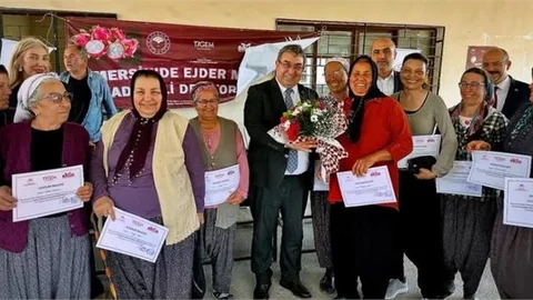 Mersin'de Kadın Çiftçiler Ejder Meyvesi ile Geleceğe Yatırım Yapıyor