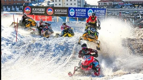 Dünya Kar Motosikleti Şampiyonası, Spor ve Kış Turizmini Buluşturdu