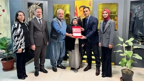 ŞEHİT YÜZBAŞI HALİL ÖZDEMİR'İN ŞAHADETİNİN YILDÖNÜMÜNDE AİLESİ İFTAR YEMEĞİ VERDİ