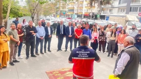 TARSUS'TA DEPREM VE TAHLİYE TATBİKATI