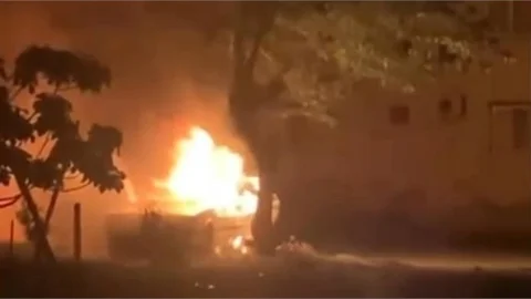 MERSİN'DE ARAÇ KUNDAKLANMASI