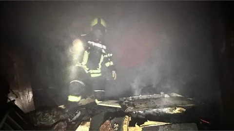 Tarsus'ta Bolatlı Mahallesinde ev yangını