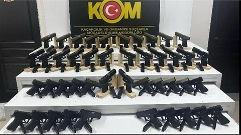 MERSİN’DE SİLAH KAÇAKÇILARINA OPERASYON