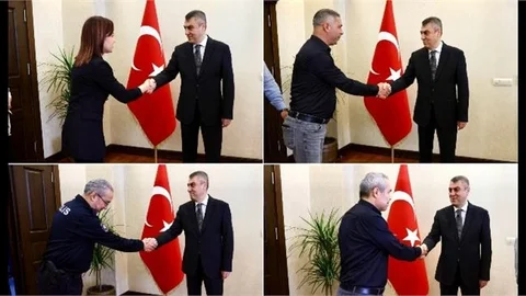 VALİ TOROS, VALİLİK PERSONELİ İLE BAYRAMLAŞTI