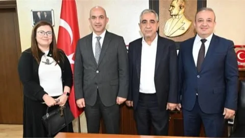 MÜDÜR GÜNDEMLİ İLE MÜDÜR ÇIRAK'TAN MESOB BAŞKANI SARI'YA ZİYARET