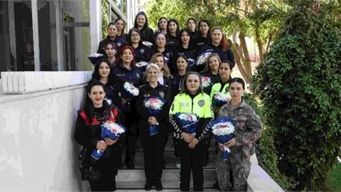 DUDU İREM TOROS, EMNİYET MÜDÜRLÜĞÜ MENSUPLARINI VALİLİK KONUTU’NDA AĞIRLADI