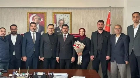 ÜLKÜ OCAKLARI BAŞKANLARI BEBEK VE IŞILAR'DAN, TARSUS EMNİYET MÜDÜRÜ ŞAHİN'E ZİYARET