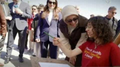 MÜDÜR FAZİLET DURMUŞ, "MESLEKİ EĞİTİM TANITIM GÜNÜ" ETKİNLİĞİNE KATILDI