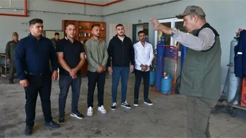 MERSİN'DE 211 GEÇİCİ VE DAİMİ İŞÇİ ALIMI SINAVI BAŞLADI