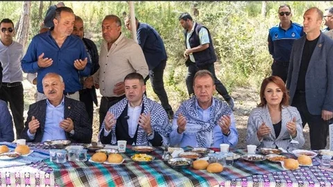 BAŞKAN SEÇER, MEZİTLİ BELEDİYESİ’NİN ‘MEZİTLİ YÖRESEL BİRLİK, BERABERLİK VE DAYANIŞMA SOFRASI’ ETKİNLİĞİNE KATILDI