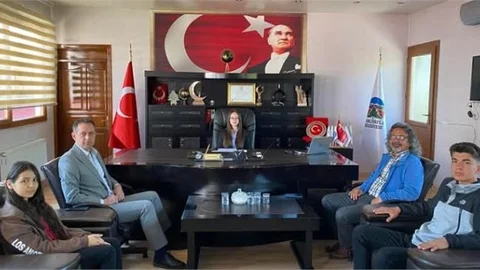 BAŞKAN SOFU, KOLTUĞU TEMSİLEN İLKBAHAR'A DEVRETTİ