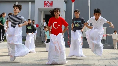 MERSİN’DE BAYRAM SEVİNCİ BÜYÜKŞEHİR’LE KATLANDI