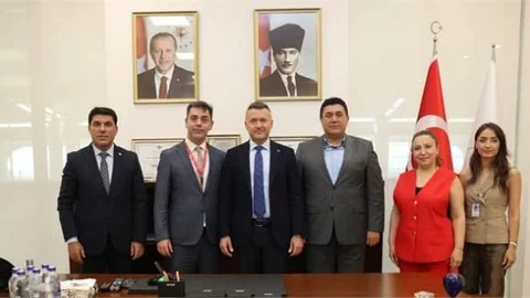 BAŞKAN ÇAKIR'DAN, ÇUKUROVA ULUSLARARASI HAVALİMANI ZİYARETİ