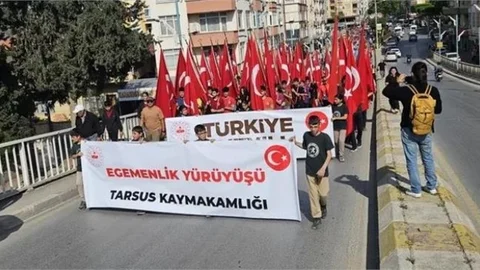TARSUS'TA ÇOCUK BAYRAMI KORTEJİ COŞKUSU