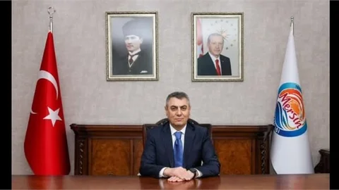 VALİ TOROS, 23 NİSAN ULUSAL EGEMENLİK VE ÇOCUK BAYRAMI'NI KUTLADI