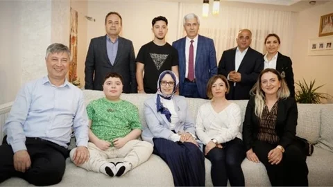 MÜDÜR FAZİLET DURMUŞ'UN EV ZİYARETİ