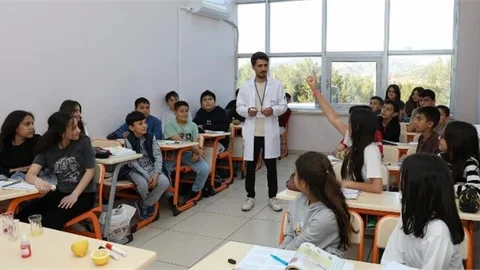 GÜLNAR’IN GENÇLERİ GELECEĞE BÜYÜKŞEHİR İLE HAZIRLANIYOR