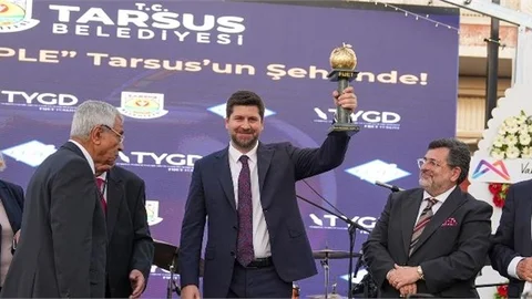 GOLDEN APPLE TARSUS’A VERİLDİ