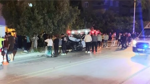 MERSİN'DE FECİ KAZA: 3 AĞIR, 9 YARALI