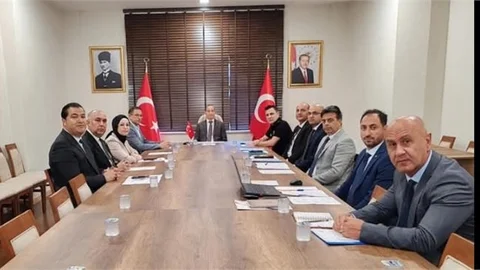 TARSUS'TA 19 MAYIS ATATÜRK'Ü ANMA VE GENÇLİK VE SPOR BAYRAMI TOPLANTISI