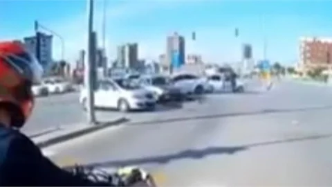 MERSİN'DE 2 KAZA KASK KAMERASINA YANSIDI