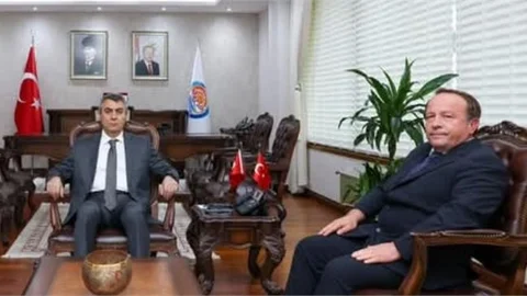 VALİ TOROS'A MUT BELEDİYE BAŞKANI ORHAN'DAN" HAYIRLI OLSUN " ZİYARETİ