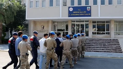 MERSİN’DE JANDARMADAN TORBACI OPERASYONU: 112 GÖZALTI