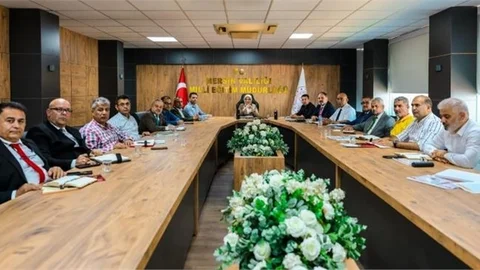 MÜDÜR FAZİLET DURMUŞ, KURUM AMİRLERİ İLE TOPLANTI GERÇEKLEŞTİRDİ