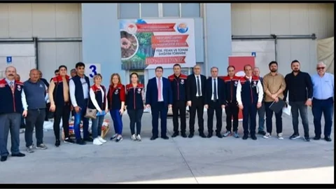 TARSUS VE ÇAMLIYAYLA ÜRETİCİLERİNE YERLİ VE MİLLİ TOHUM DAĞITIMI YAPILDI