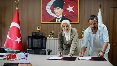 MERSİN İL MİLLİ EĞİTİM MÜDÜRLÜĞÜ VE ULUSLARARASI PİCKLEBALL FEDERASYONU ARASINDA İŞ BİRLİĞİ PROTOKOLÜ İMZALANDI