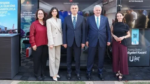 VALİ  TOROS, ULAŞTIRMA VE ALTYAPI BAKANLIĞI TARAFINDAN ORGANİZE EDİLEN ULAŞIM FESTİVALİ AÇILIŞINA KATILDI