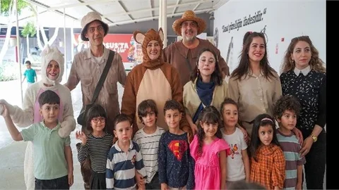 TARSUS’TA MİNİKLERİN TİYATRO HEYECANI