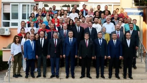 Mersin Valisi  Atilla Toros, Mersin İl Tarım ve Orman Müdürlüğünü Ziyaret Etti.